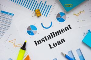 Visual of an instalment loan for home improvement with a house and tools